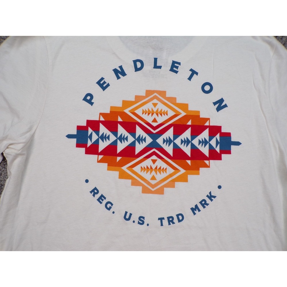 Pendleton Men's Large NWT Off White Graphic T shirt Southwestern Aztec Boot Barn